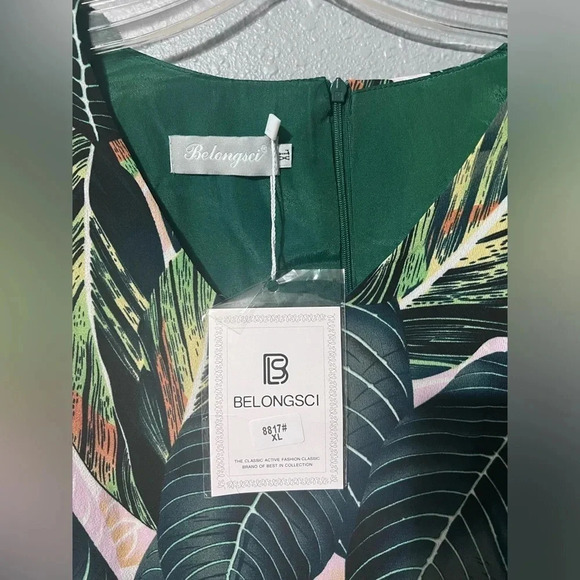 NWT Belongsci Green Tropical Floral Leaf Shift Dress XL Bell Sleeves Lined TWE - Picture 4 of 6